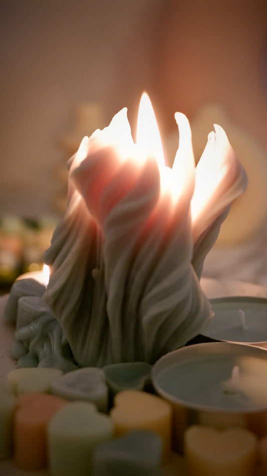 Dreamy Sculpture Candles